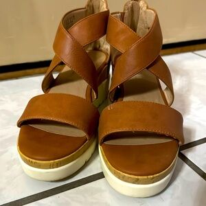 Women’s Soul Naturalizer Platform Wedge Sandals - 7 Wide Width